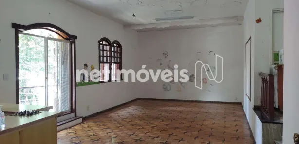 Ponto Comercial com 4 Quartos para venda ou aluguel, 300m² no São Pedro, Belo Horizonte