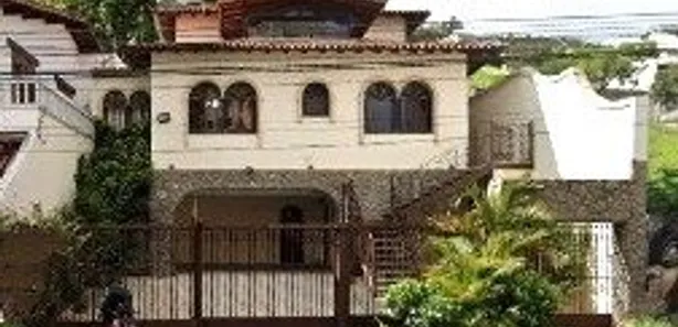 Casa com 3 Quartos para alugar, 440m² no Mangabeiras, Belo Horizonte