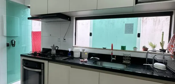 Apartamento com 2 Quartos para alugar, 68m² no Buraquinho, Lauro de Freitas
