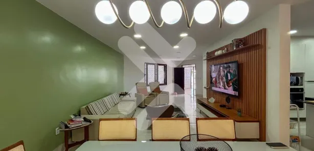 Casa com 6 Quartos à venda, 336m² no Capim Macio, Natal