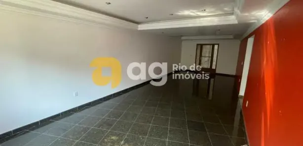 Casa de Condomínio com 4 Quartos para alugar, 400m² no Vila Valqueire, Rio de Janeiro
