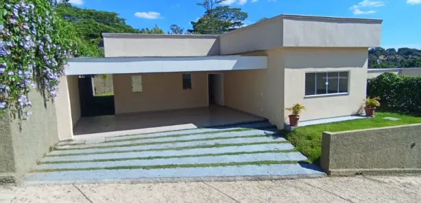 Casa de Condomínio com 3 Quartos para alugar, 193m² no Chácara dos Junqueiras, Carapicuíba
