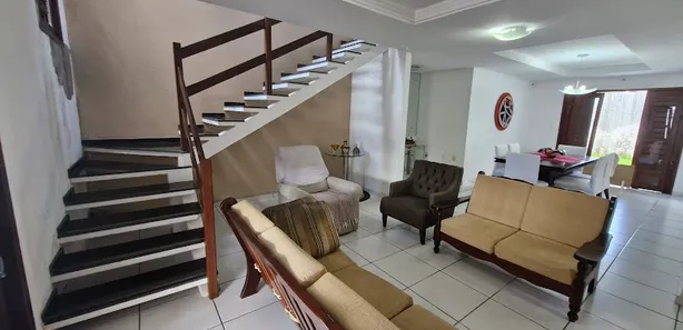 Sobrado com 4 Quartos à venda, 200m² no Neópolis, Natal