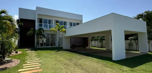 Casa com 5 Quartos para venda ou aluguel, 750m² no Interlagos (Abrantes), Camaçari