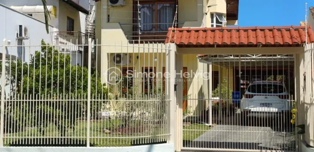 Sobrado com 4 Quartos à venda, 350m² no Centro, Guaíba