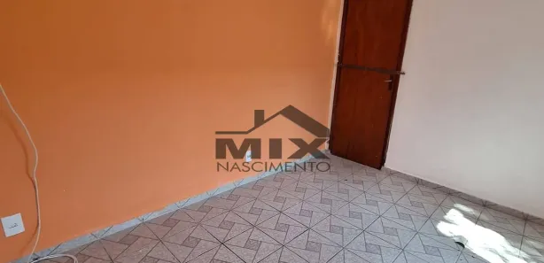 Casa com 2 Quartos para alugar, 52m² no Taboão, Diadema