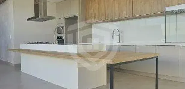 Casa de Condomínio com 4 Quartos à venda, 198m² no Residencial Villa de León, Piratininga