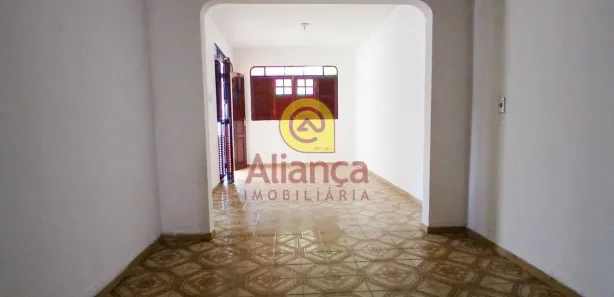 Casa com 3 Quartos para alugar, 173m² no Lagoa Nova, Natal