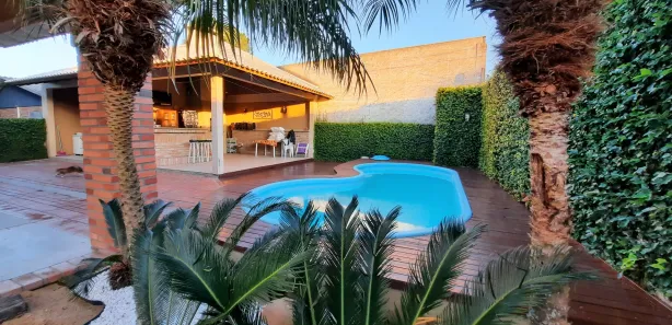 Sobrado com 3 Quartos à venda, 365m² no Centro, Guaíba