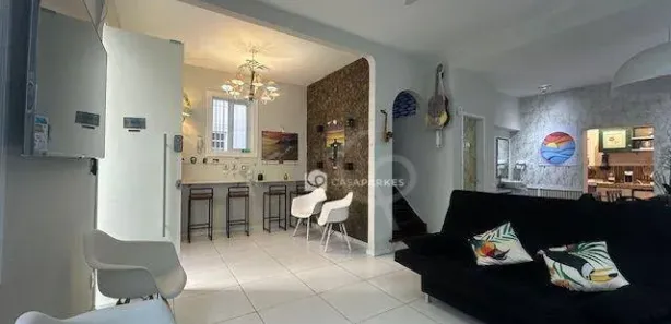 Casa com 3 Quartos para alugar, 110m² no Copacabana, Rio de Janeiro