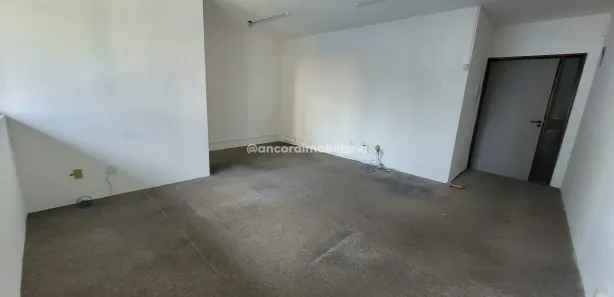Sala Comercial para alugar, 28m² no Torre, Recife