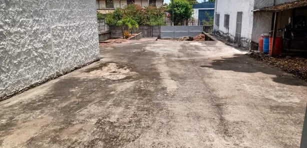 Galpão/Depósito/Armazém para venda ou aluguel, 1000m² no , Simões Filho