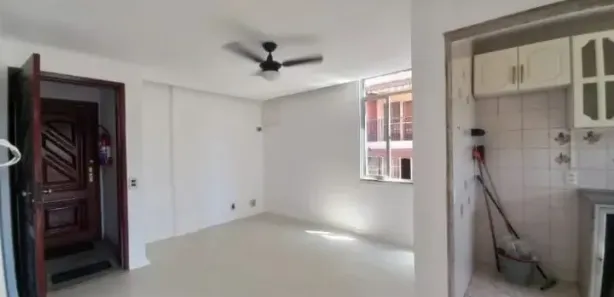 Apartamento com 2 Quartos para alugar, 50m² no Tanque, Rio de Janeiro