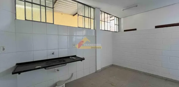 Ponto Comercial para alugar, 120m² no Casa Nova, Divinópolis