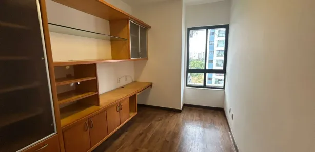 Apartamento com 4 Quartos para alugar, 120m² no Pituba, Salvador