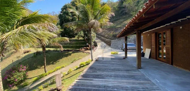 Fazenda/Sítio com 3 Quartos à venda, 14000m² no Posse, Petrópolis