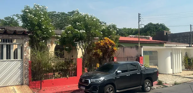 Casa com 4 Quartos para alugar, 250m² no Nossa Senhora das Graças, Manaus