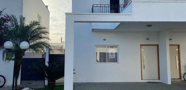 Sobrado com 3 Quartos à venda, 119m² no Vila Areao, Taubaté