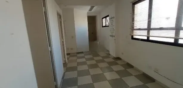 Sala Comercial para alugar, 44m² no Gonzaga, Santos