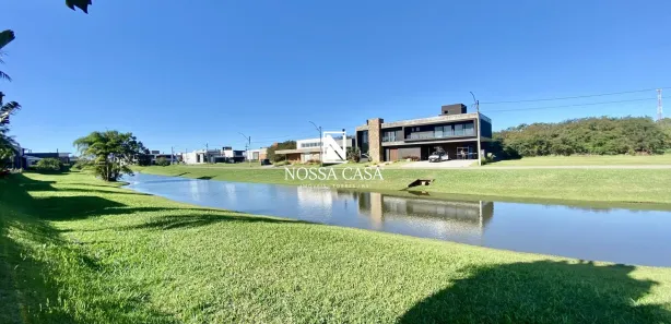 Lote/Terreno à venda, 420m² no Centenário, Torres