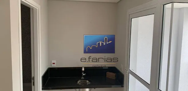 Sala Comercial à venda, 28m² no Centro, Carapicuíba
