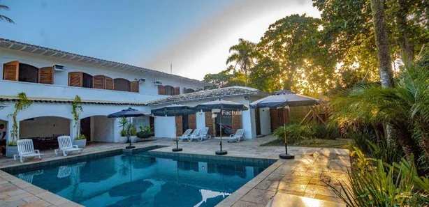 Casa com 8 Quartos para venda ou aluguel, 700m² no Balneário Praia do Pernambuco, Guarujá