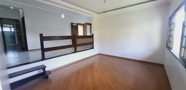 Sobrado com 4 Quartos para alugar, 213m² no Jardim Carlos Cooper, Suzano
