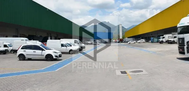 Galpão/Depósito/Armazém para alugar, 920m² no Taquara, Rio de Janeiro