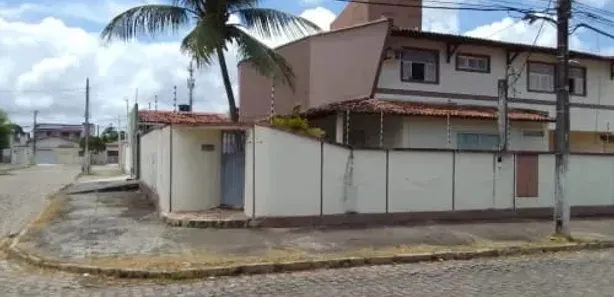 Casa com 3 Quartos para alugar, 250m² no Neópolis, Natal