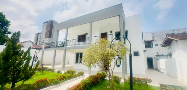 Casa de Condomínio com 5 Quartos para alugar, 500m² no Chapada, Manaus
