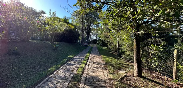 Fazenda/Sítio com 3 Quartos à venda, 434m² no Chácara dos Junqueiras, Carapicuíba