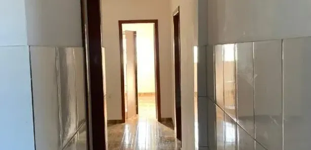 Casa com 2 Quartos para alugar, 60m² no Estrela do Oriente, Belo Horizonte
