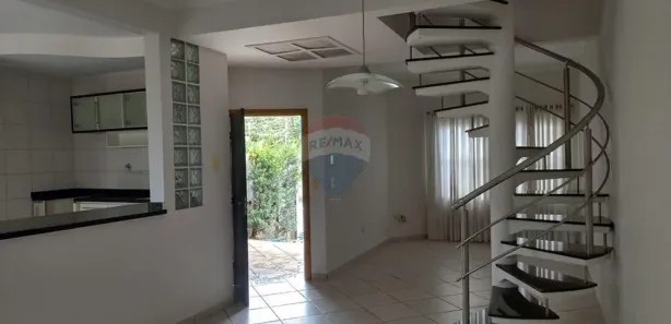 Casa com 3 Quartos à venda, 279m² no Centro, Cosmópolis