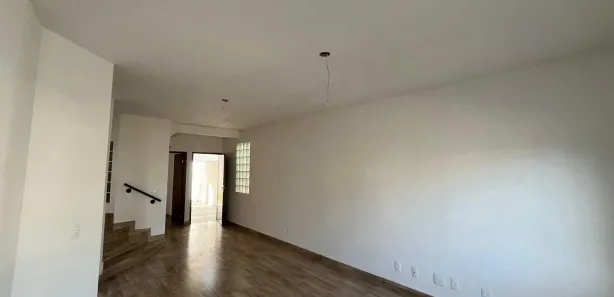 Sobrado com 3 Quartos à venda, 108m² no Jardim Califórnia, Taubaté