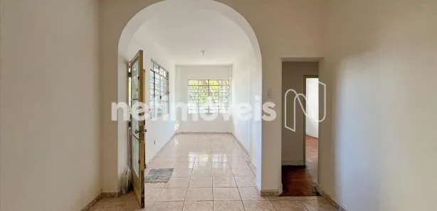Ponto Comercial com 3 Quartos para alugar, 350m² no Santa Tereza, Belo Horizonte