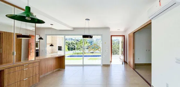 Casa de Condomínio com 3 Quartos para alugar, 256m² no Monte Alegre, Vinhedo
