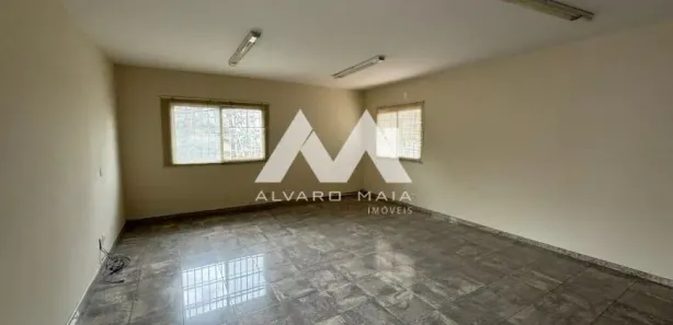Imóvel Comercial com 5 Quartos para alugar, 300m² no Serra, Belo Horizonte