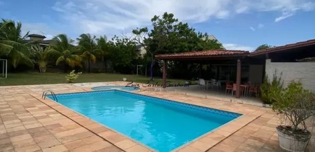 Sobrado com 6 Quartos para alugar, 270m² no Buraquinho, Lauro de Freitas