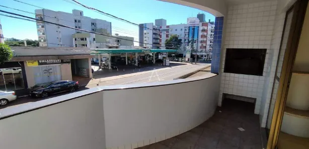 Apartamento com 3 Quartos para alugar, 206m² no Centro, Toledo