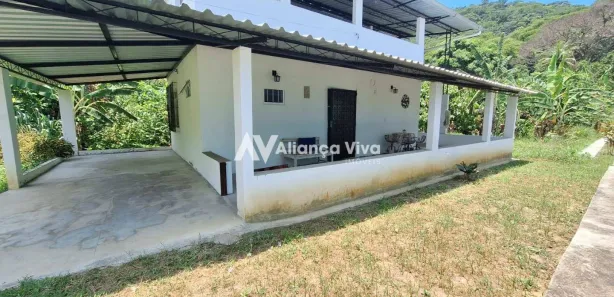 Fazenda/Sítio com 2 Quartos à venda, 320m² no Guaratiba, Rio de Janeiro