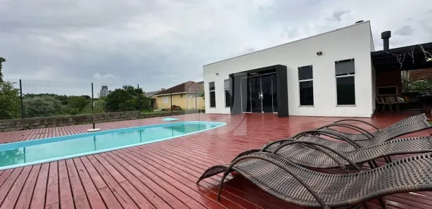 Sobrado com 3 Quartos à venda, 44m² no Loteamento Neto, Portão