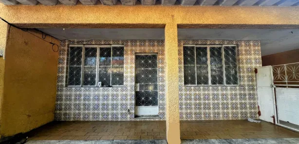 Casa com 2 Quartos para alugar, 95m² no Campo Grande, Rio de Janeiro