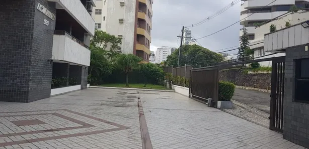 Apartamento com 4 Quartos à venda, 453m² no Jardim Apipema, Salvador