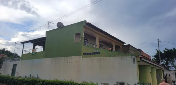 Sobrado com 4 Quartos à venda, 351m² no Setor Leste, Brasília