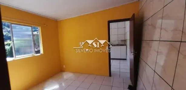 Casa com 1 Quarto para alugar, 30m² no Quarteirão Ingelheim, Petrópolis