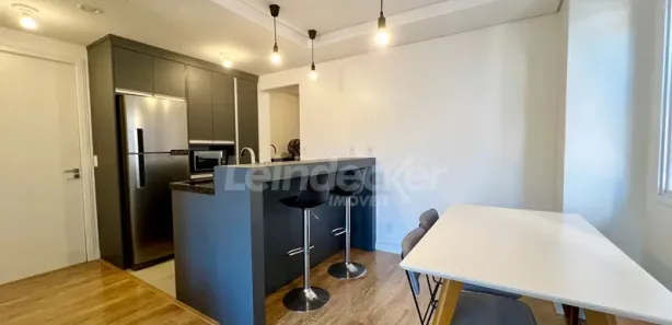 Kitnet com 2 Quartos para alugar, 72m² no Cidade Baixa, Porto Alegre