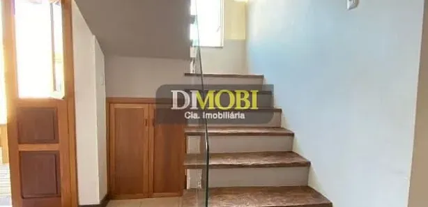 Sobrado com 3 Quartos para alugar, 270m² no Jansen, Gravataí