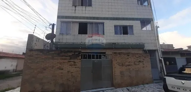 Casa com 6 Quartos à venda, 550m² no Emaús, Parnamirim