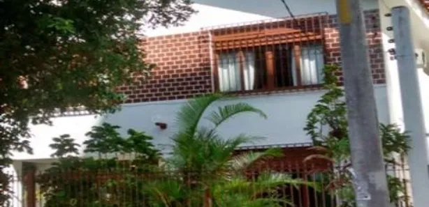 Casa com 4 Quartos para venda ou aluguel, 330m² no Jardim Apipema, Salvador