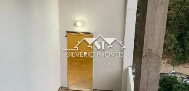 Ponto Comercial para alugar, 130m² no Retiro, Petrópolis